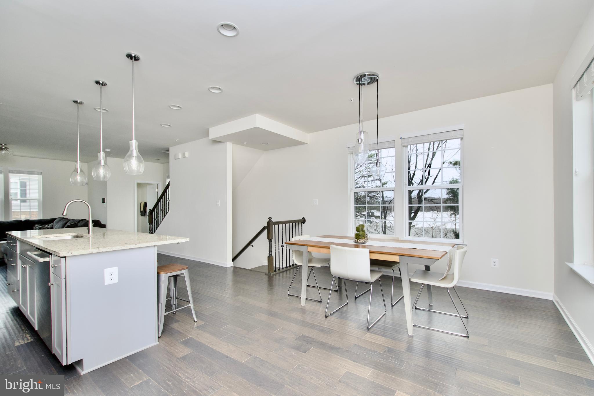 2900 PINEBROOK ROAD
