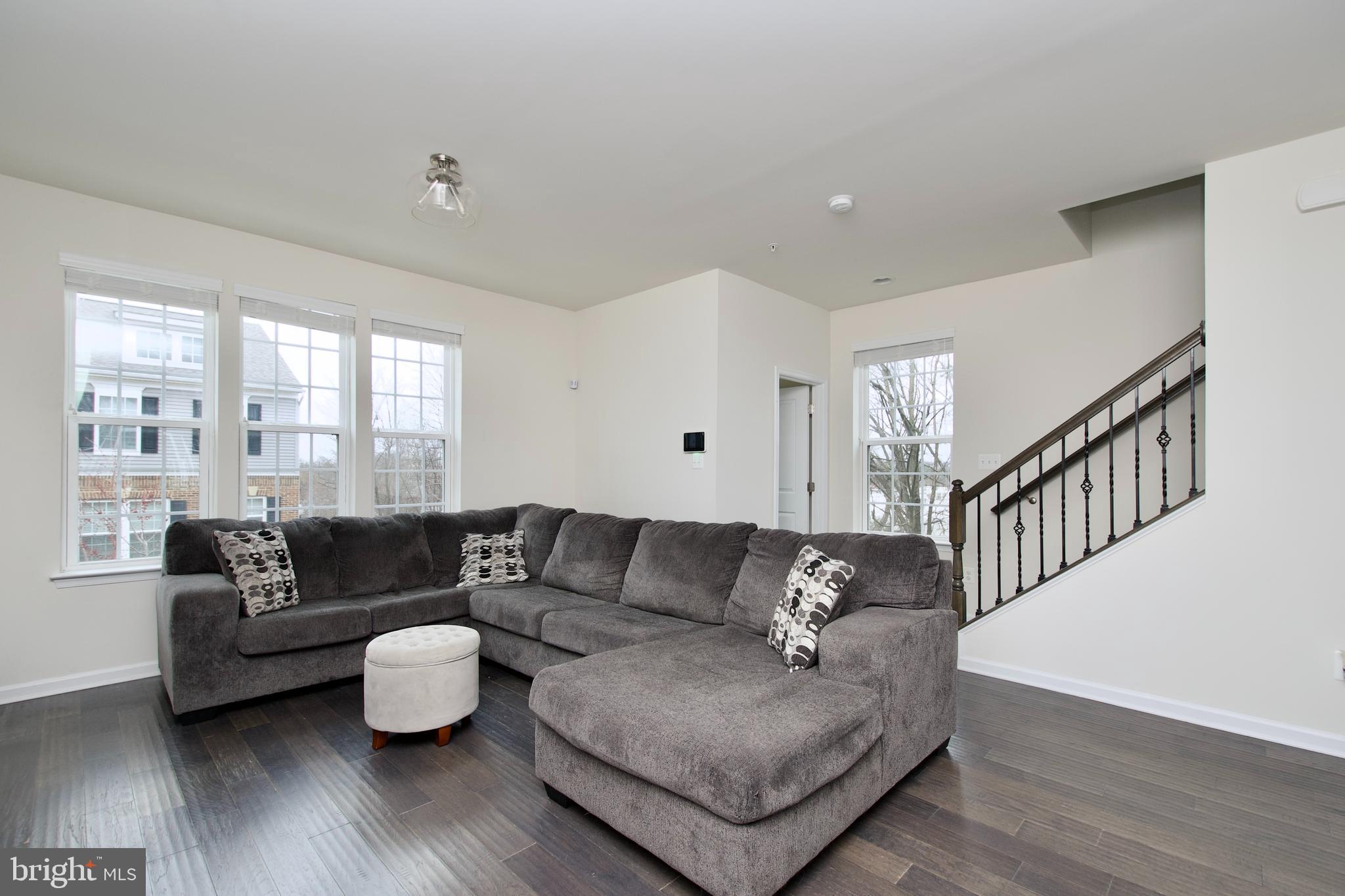 2900 PINEBROOK ROAD