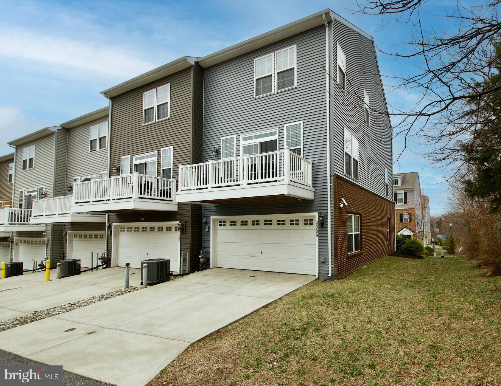 2900 PINEBROOK ROAD