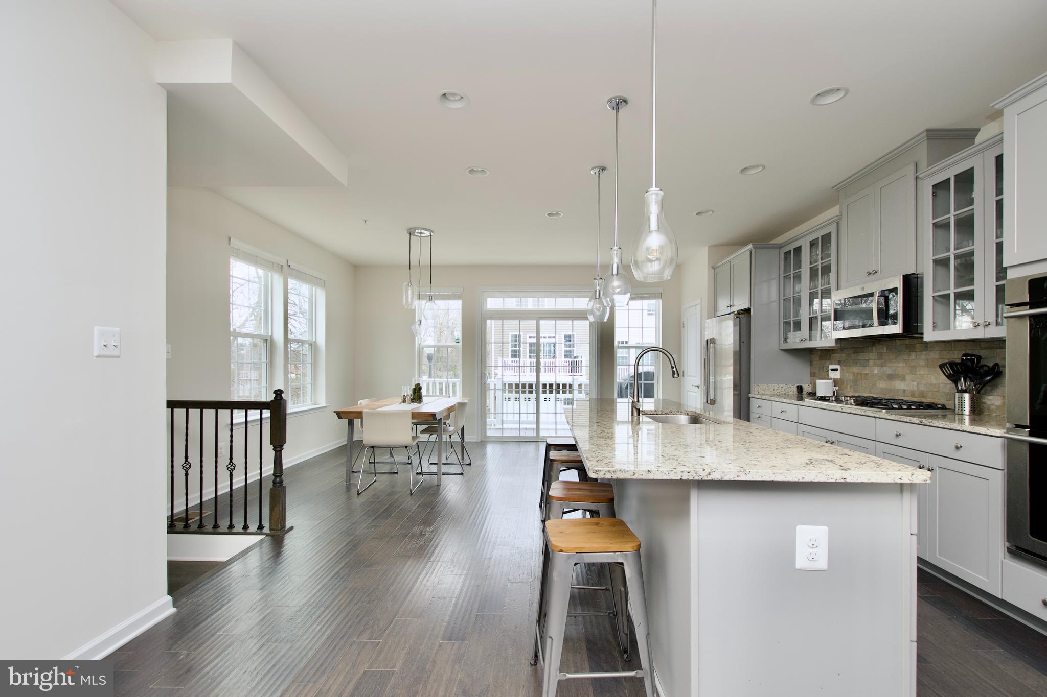 2900 PINEBROOK ROAD