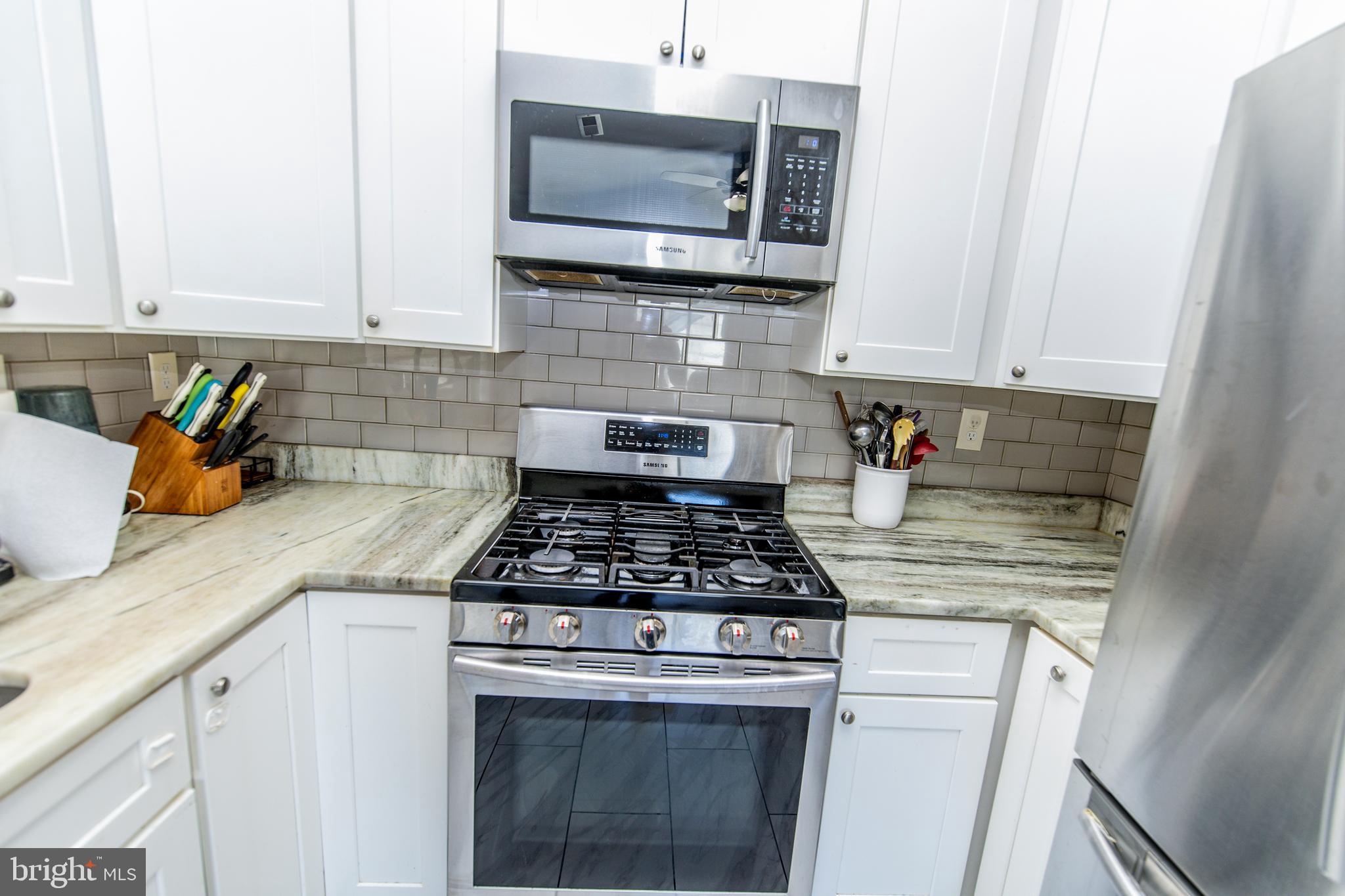 15808 PERKINS LANE