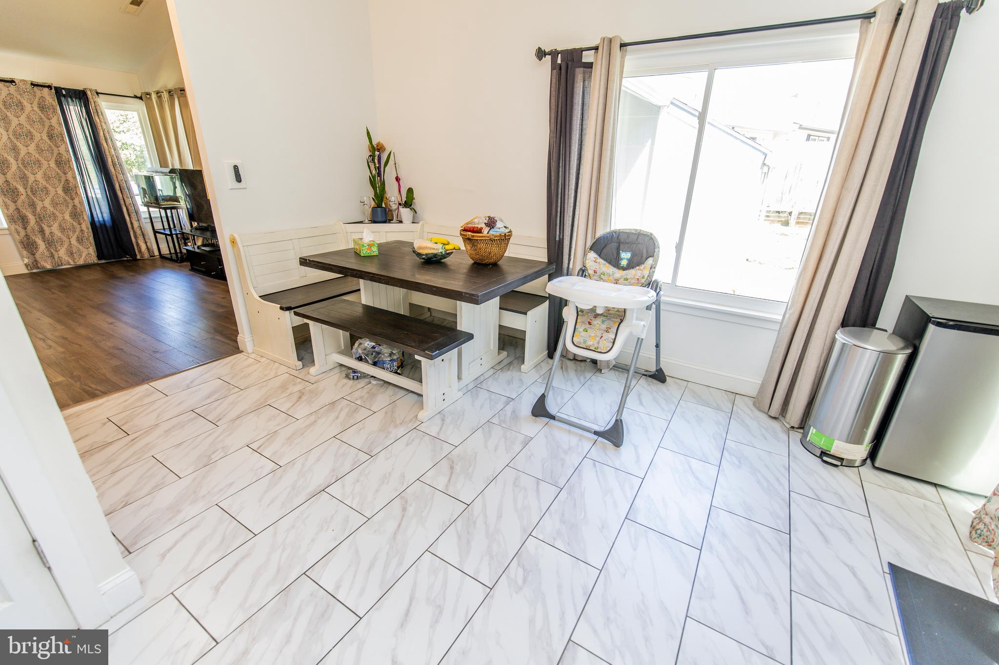 15808 PERKINS LANE