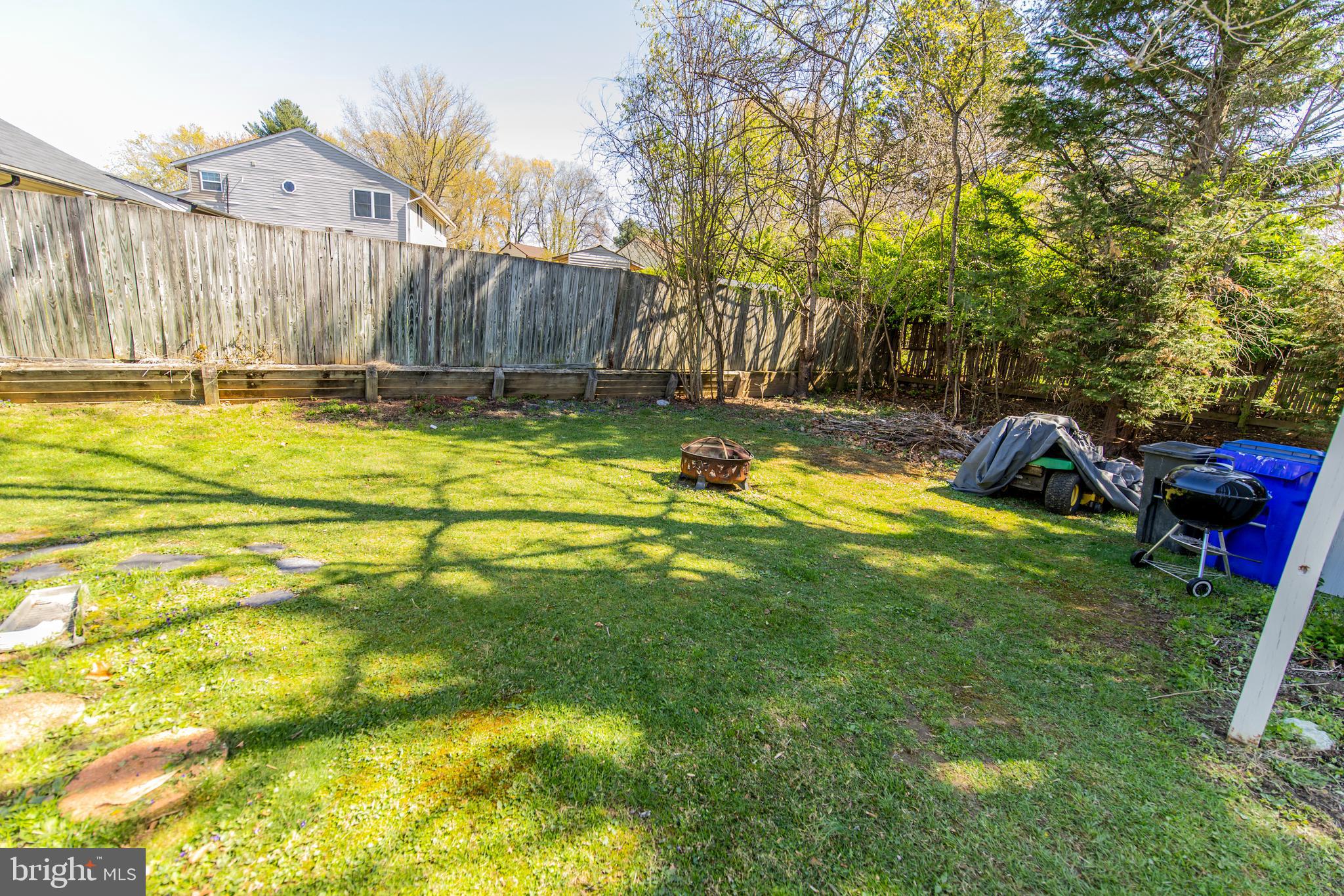 15808 PERKINS LANE