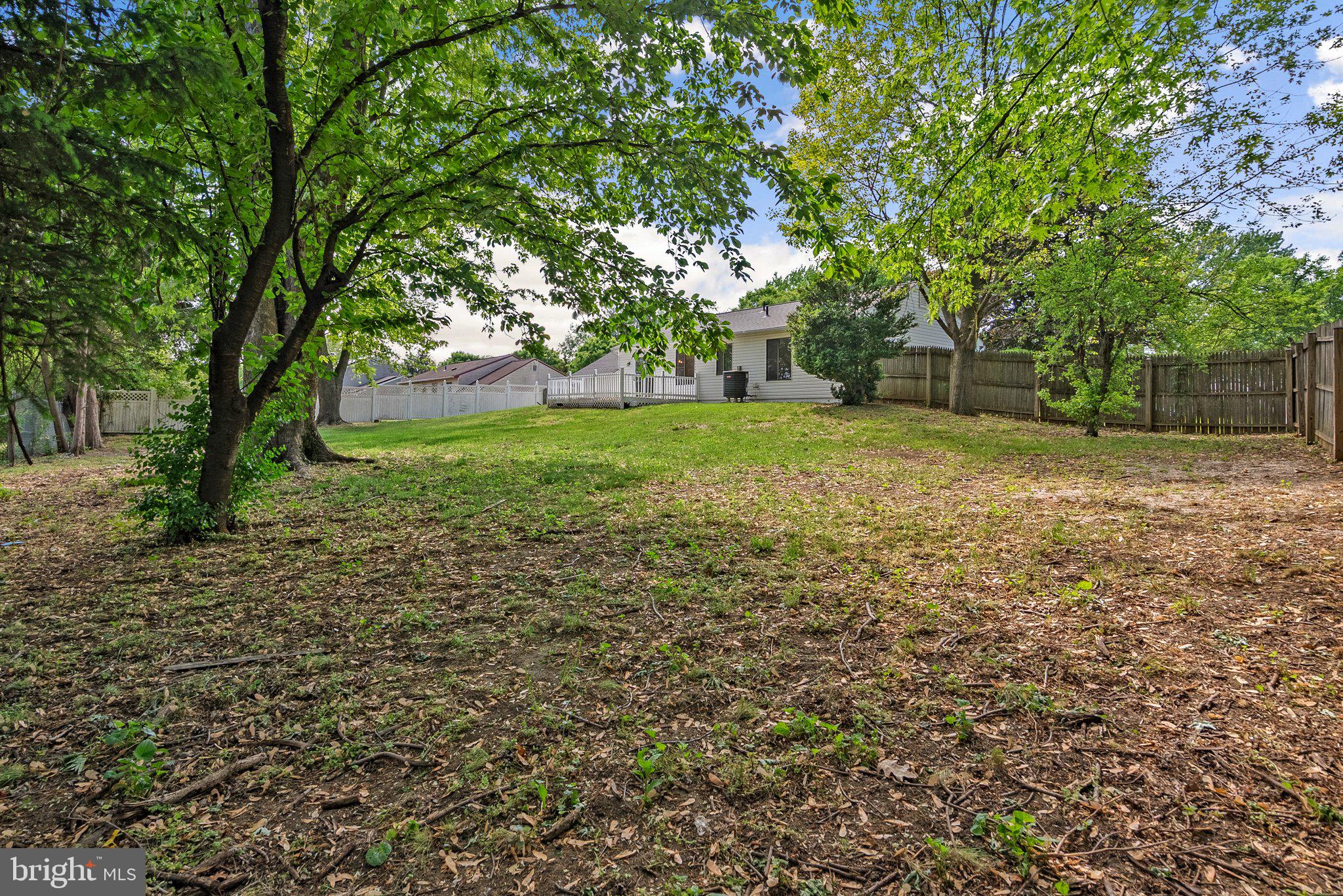 804 CARRIAGE HOUSE LANE