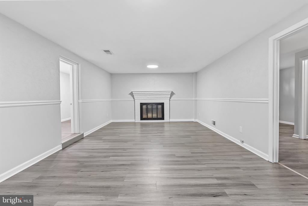 5912 ALAN DRIVE