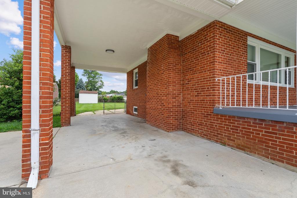 5912 ALAN DRIVE