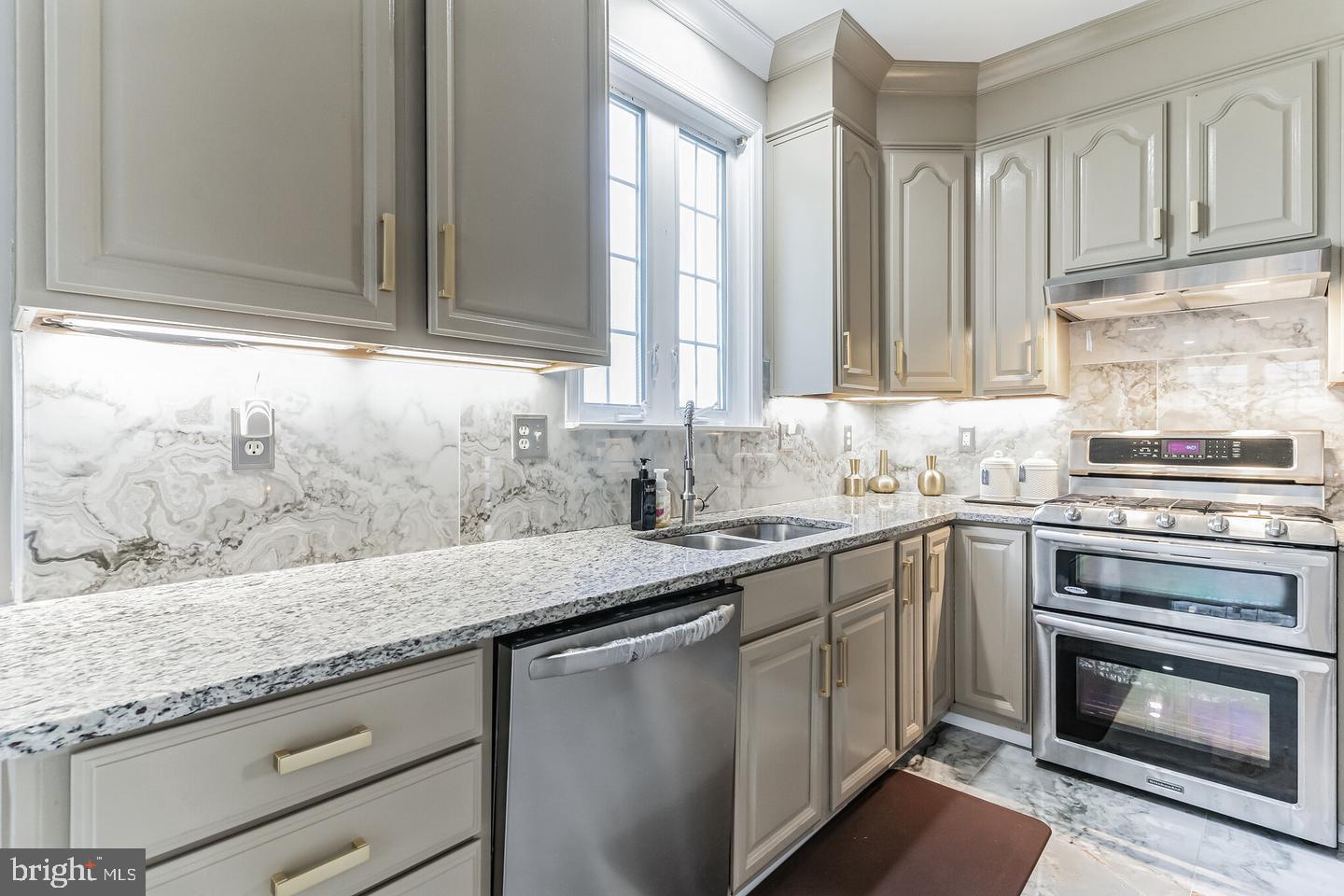 2213 HERRING CREEK DR