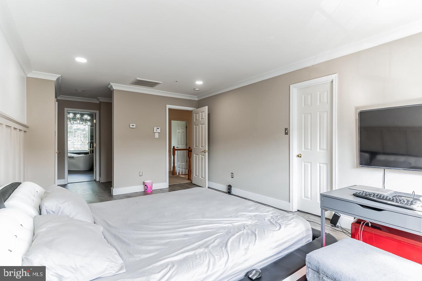 2213 HERRING CREEK DR