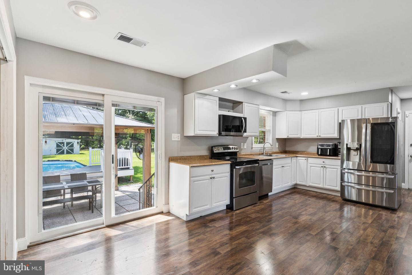 12333 Lanham Severn Rd