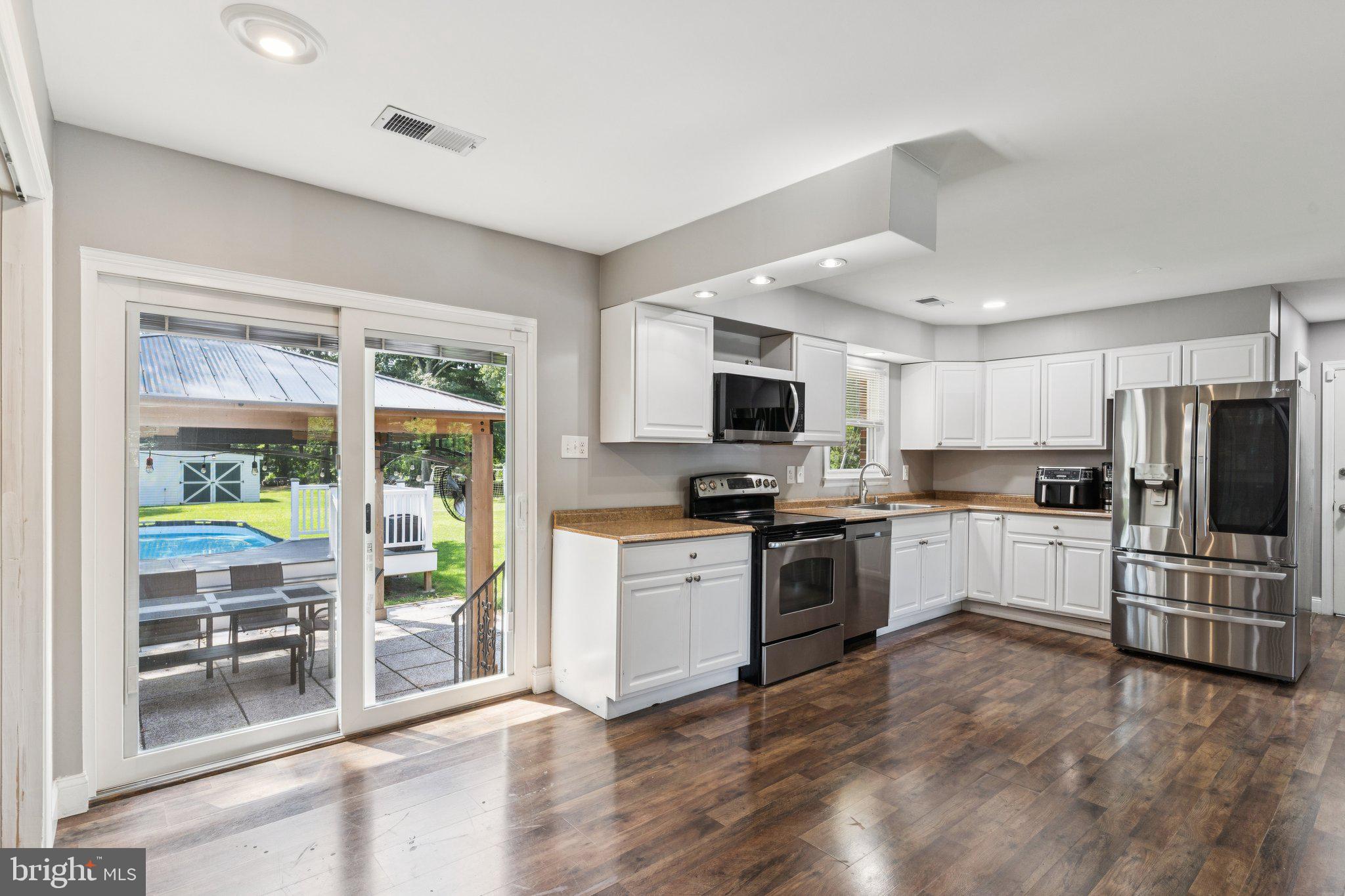 12333 Lanham Severn Rd