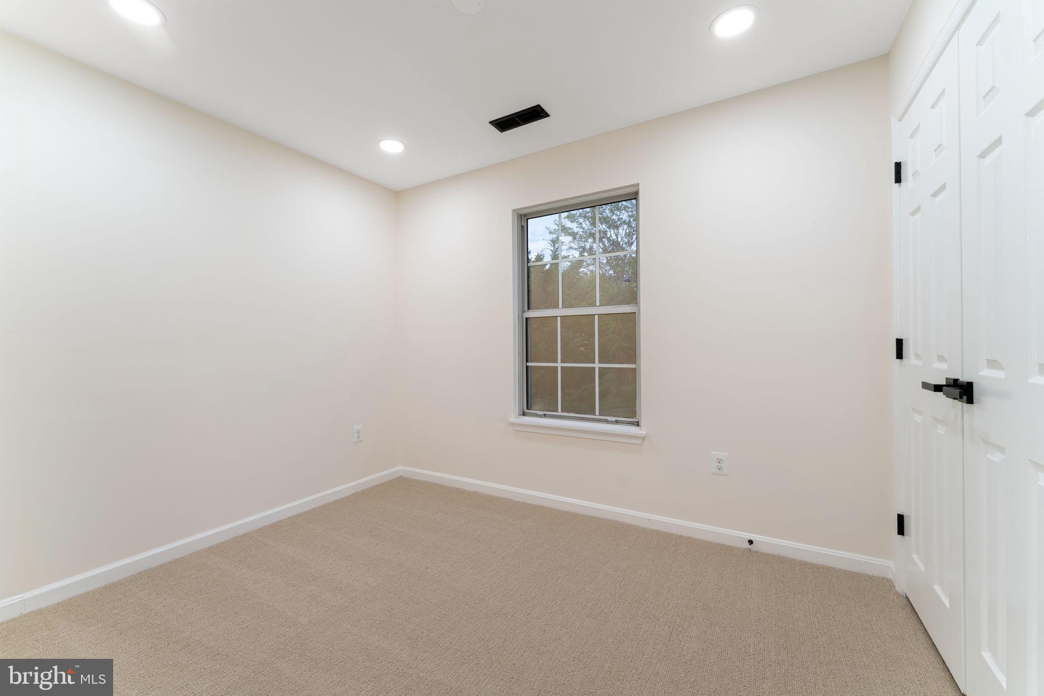 10304 SEA PINES DRIVE