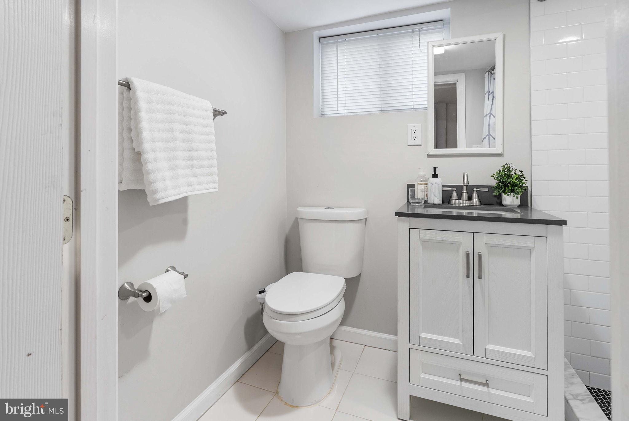 4905 SHERIDAN STREET