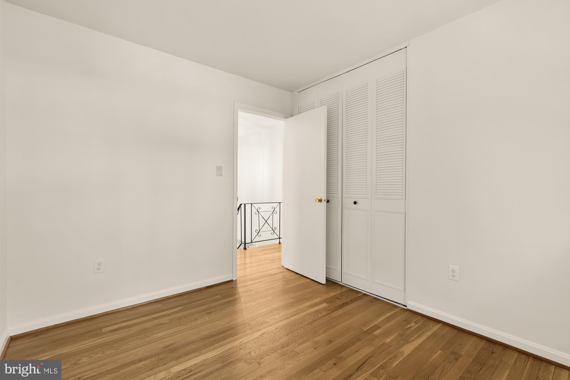 118 WHITE BIRCH COURT