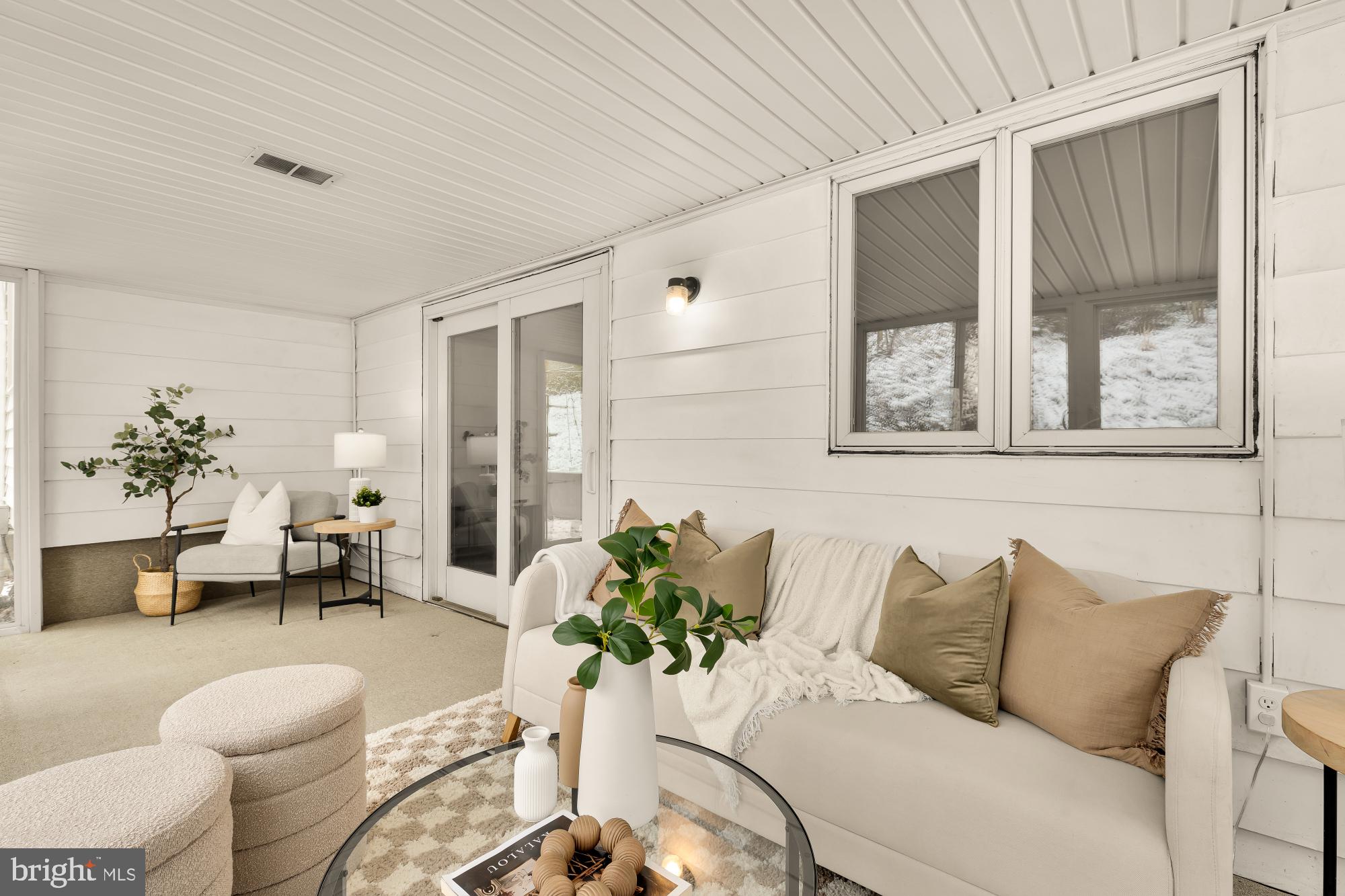 118 WHITE BIRCH COURT