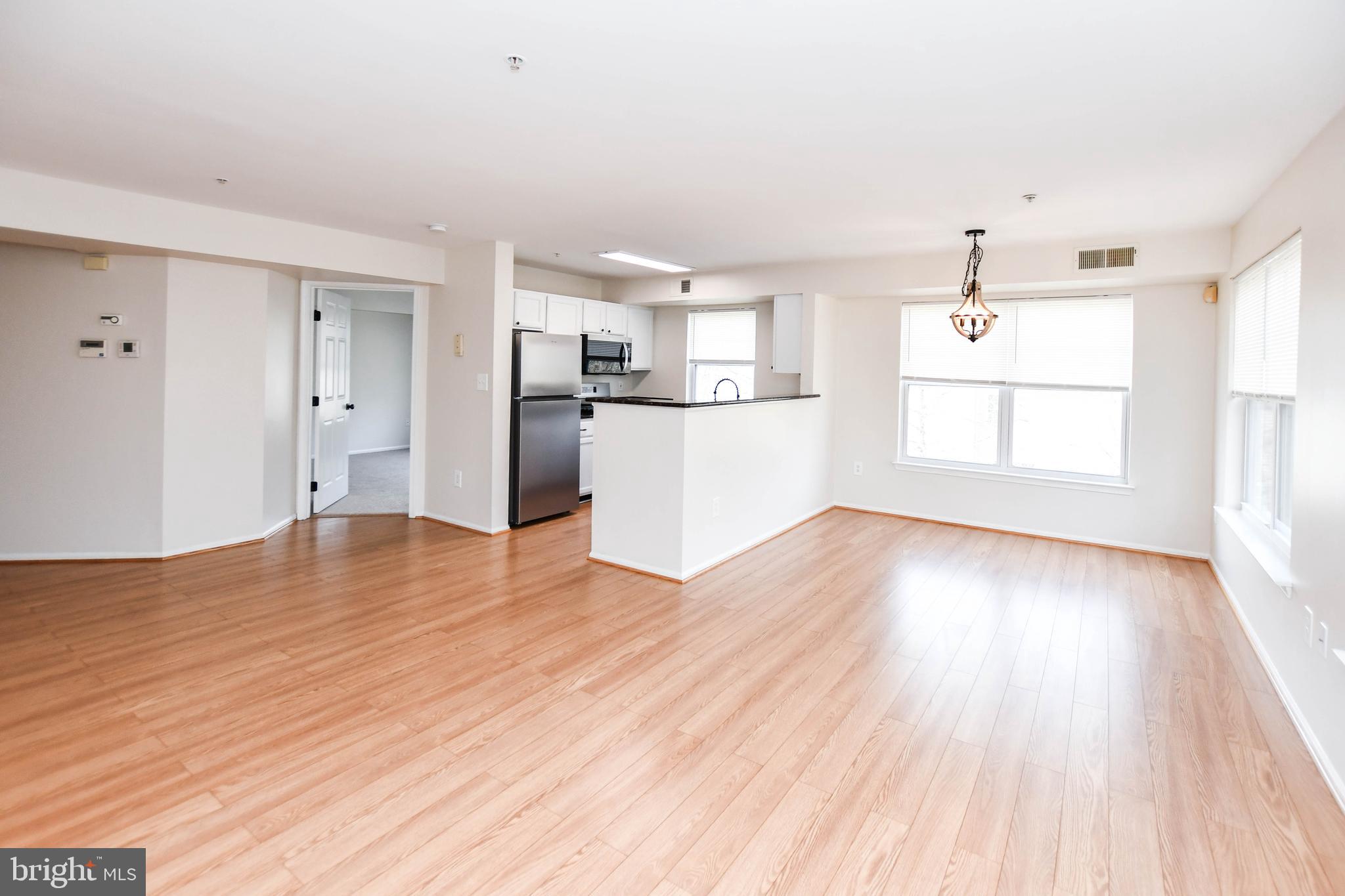 13900 FARNSWORTH LANE 4303
