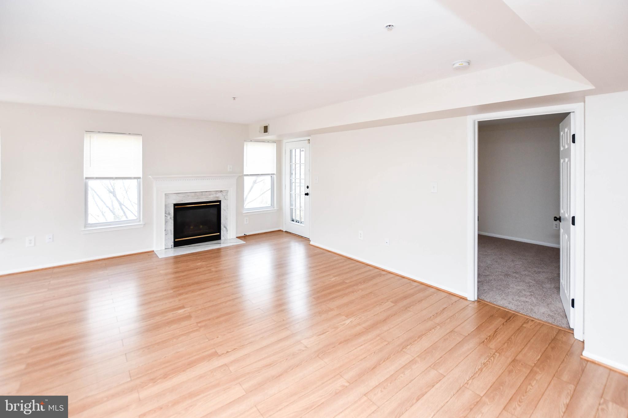 13900 FARNSWORTH LANE 4303