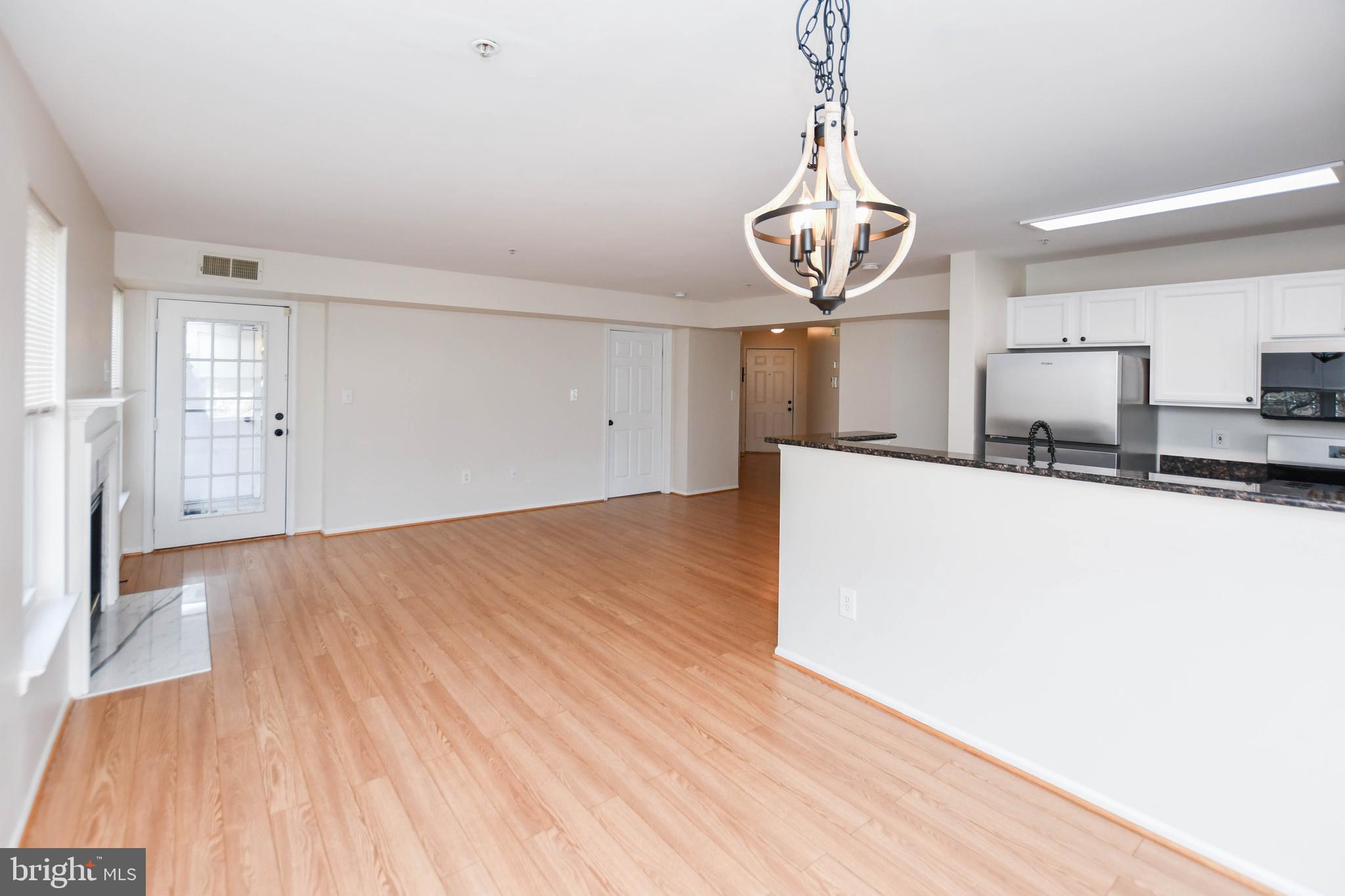 13900 FARNSWORTH LANE 4303