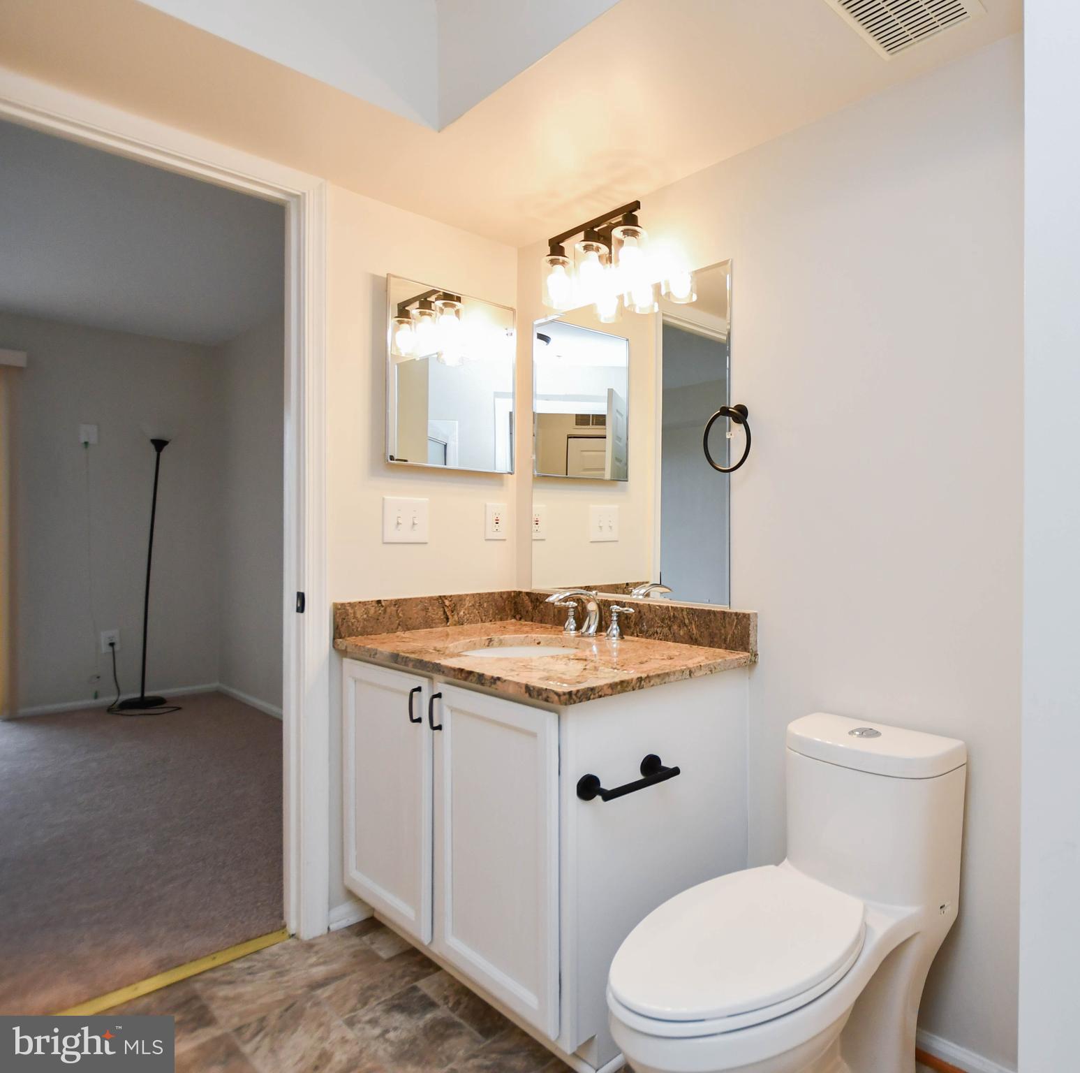13900 FARNSWORTH LANE 4303