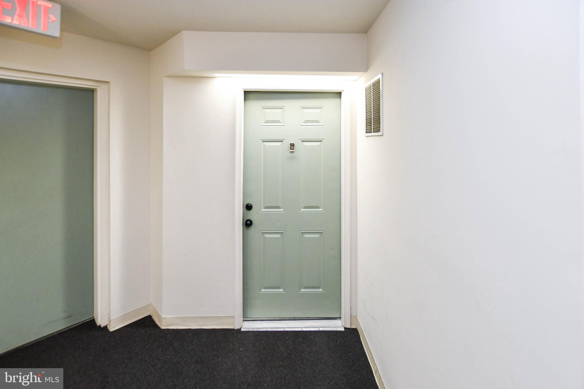 13900 FARNSWORTH LANE 4303