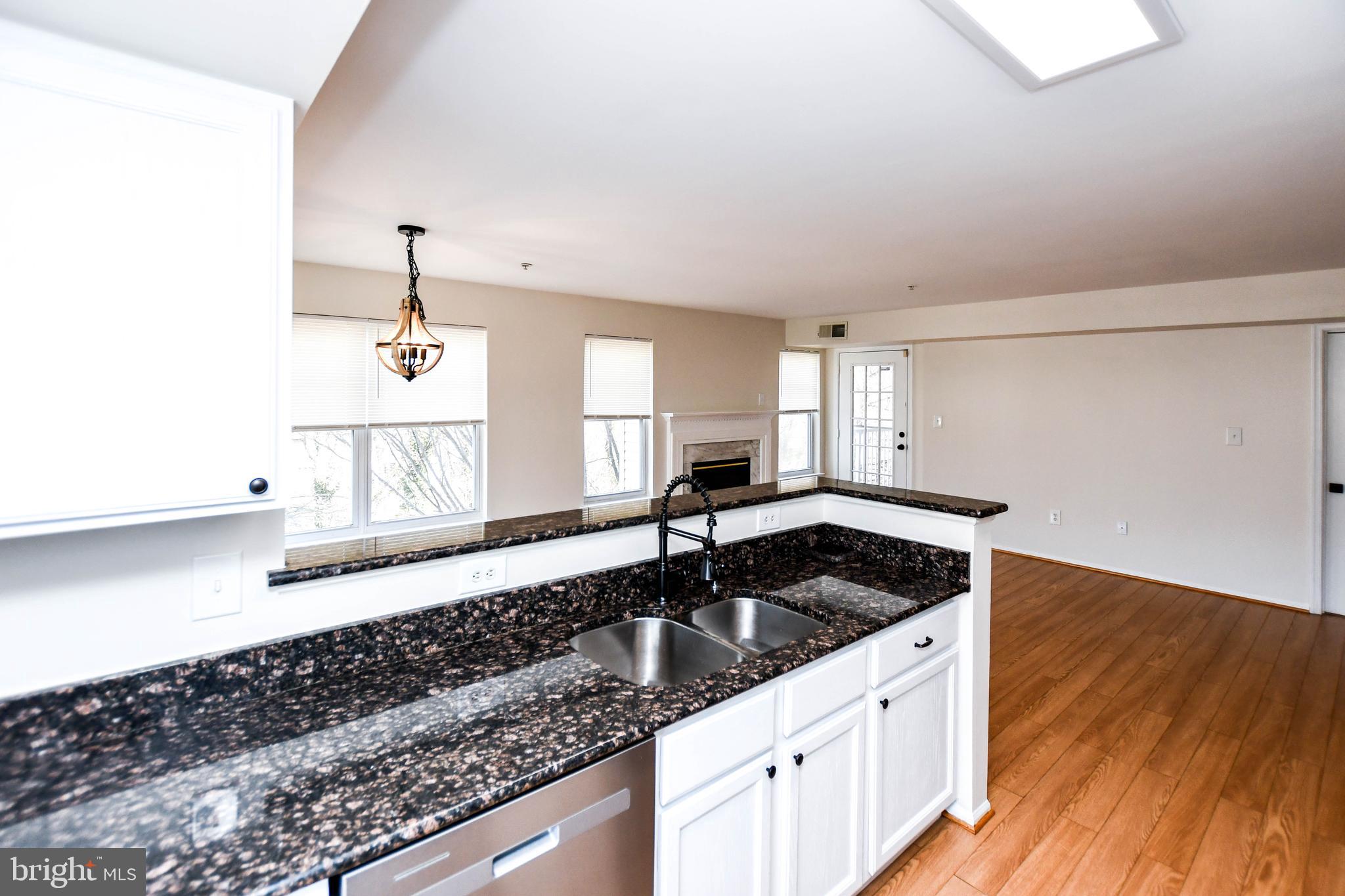 13900 FARNSWORTH LANE 4303