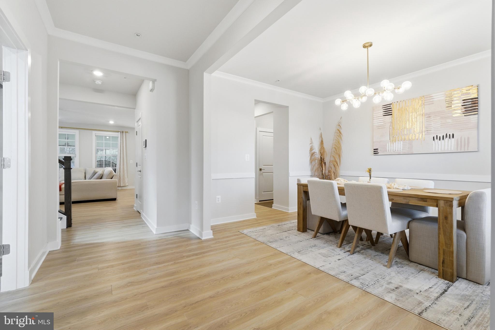 6829 FOUNTAIN PARK DRIVE