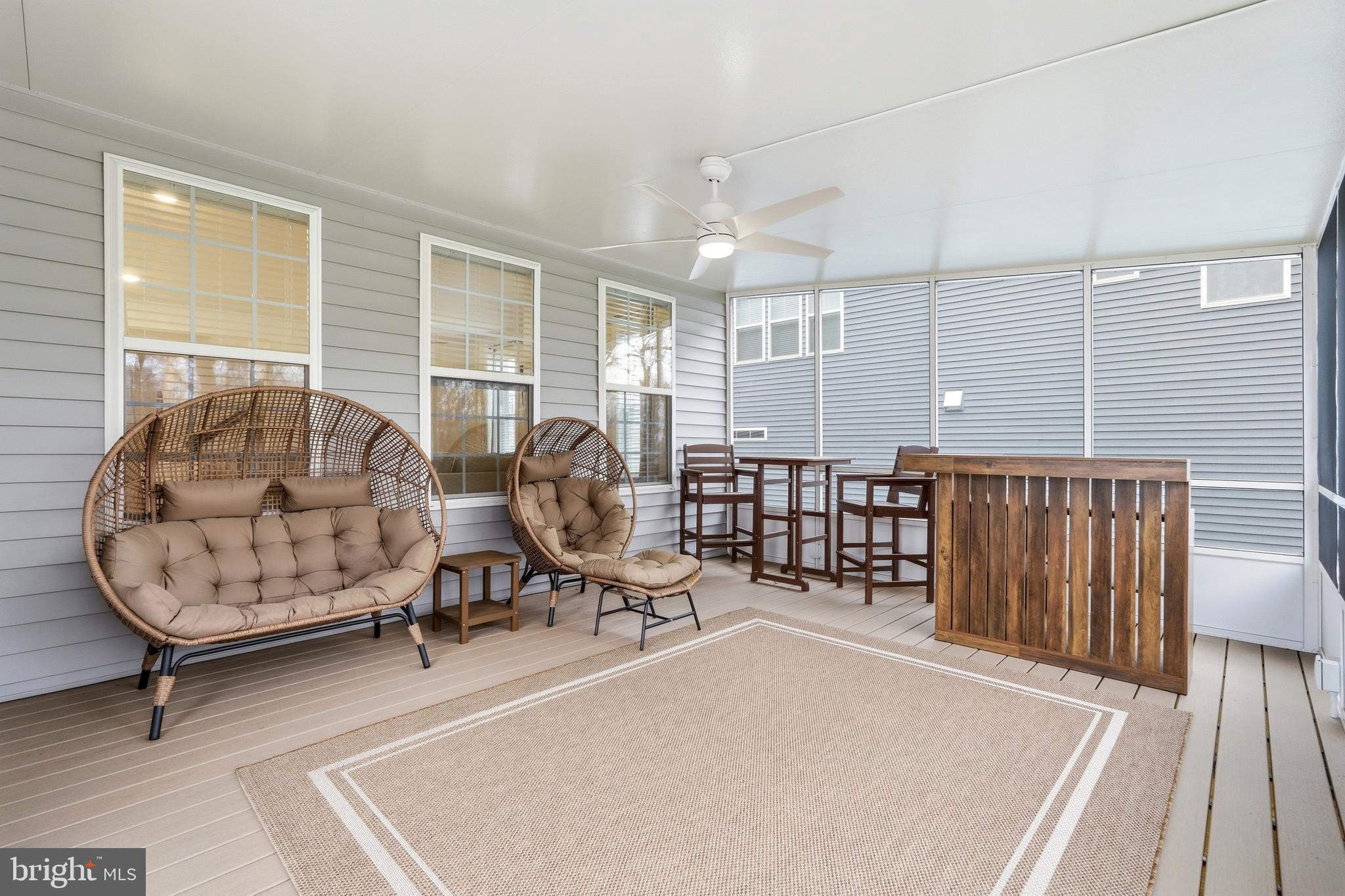 6829 FOUNTAIN PARK DRIVE