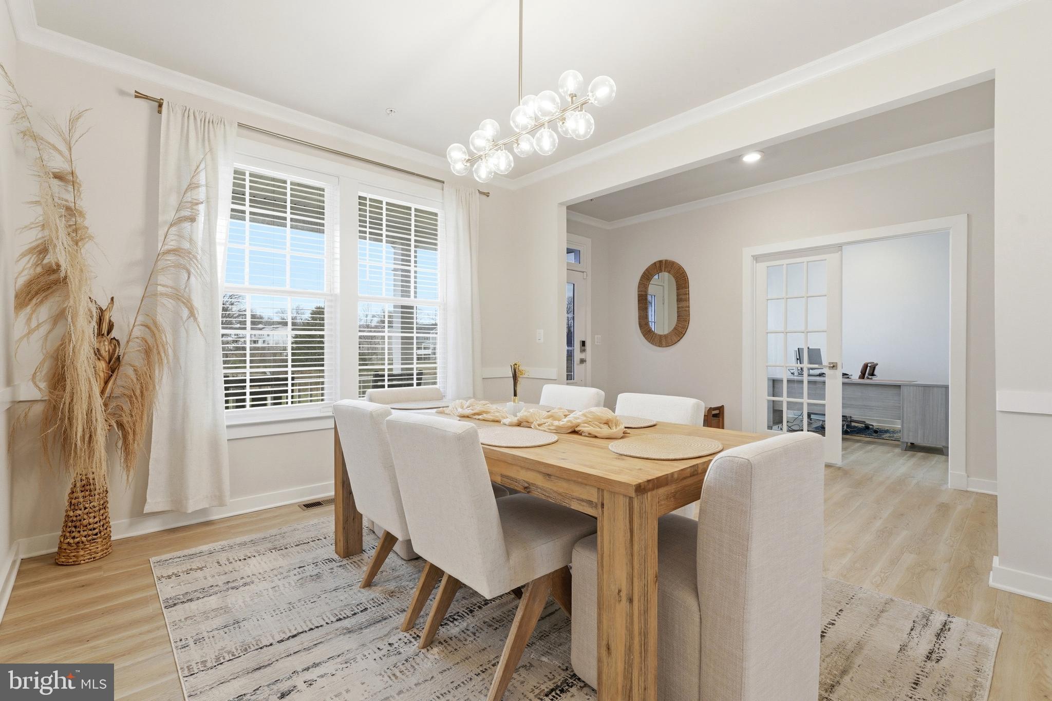 6829 FOUNTAIN PARK DRIVE