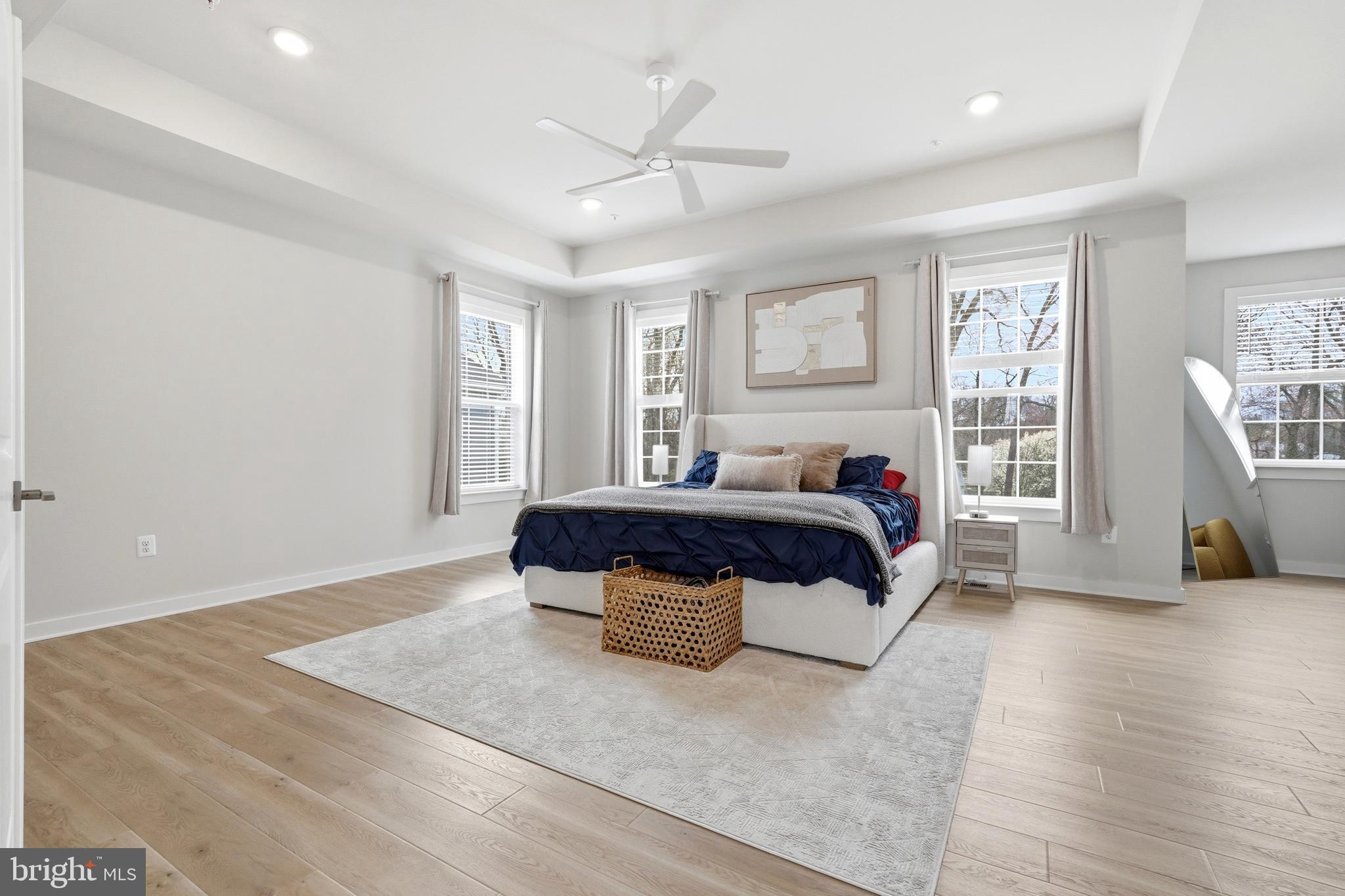 6829 FOUNTAIN PARK DRIVE