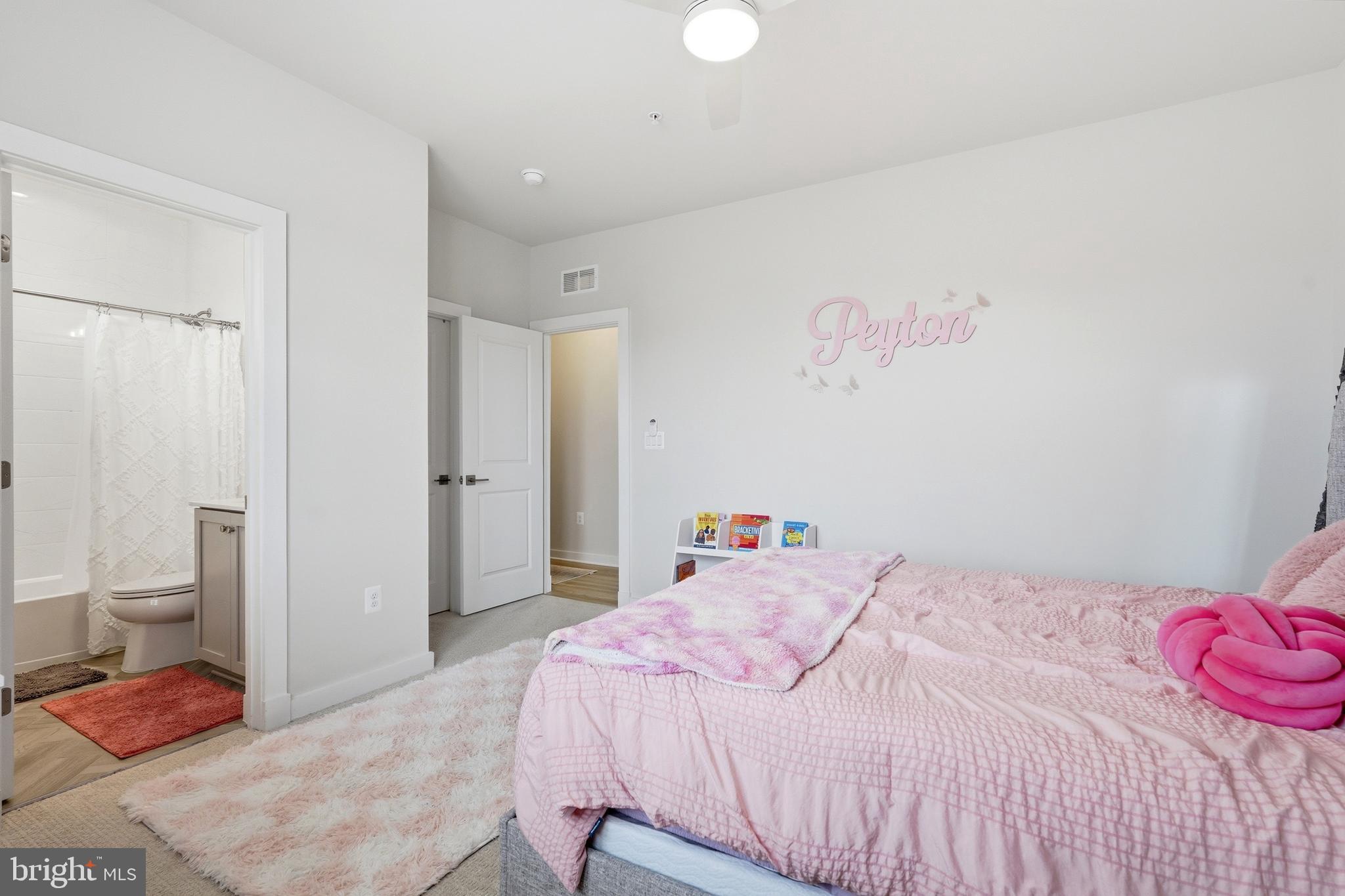 6829 FOUNTAIN PARK DRIVE