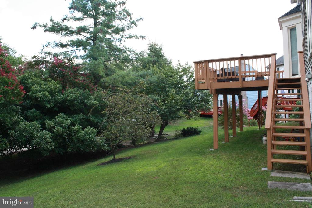 8606 COMPASS COURT