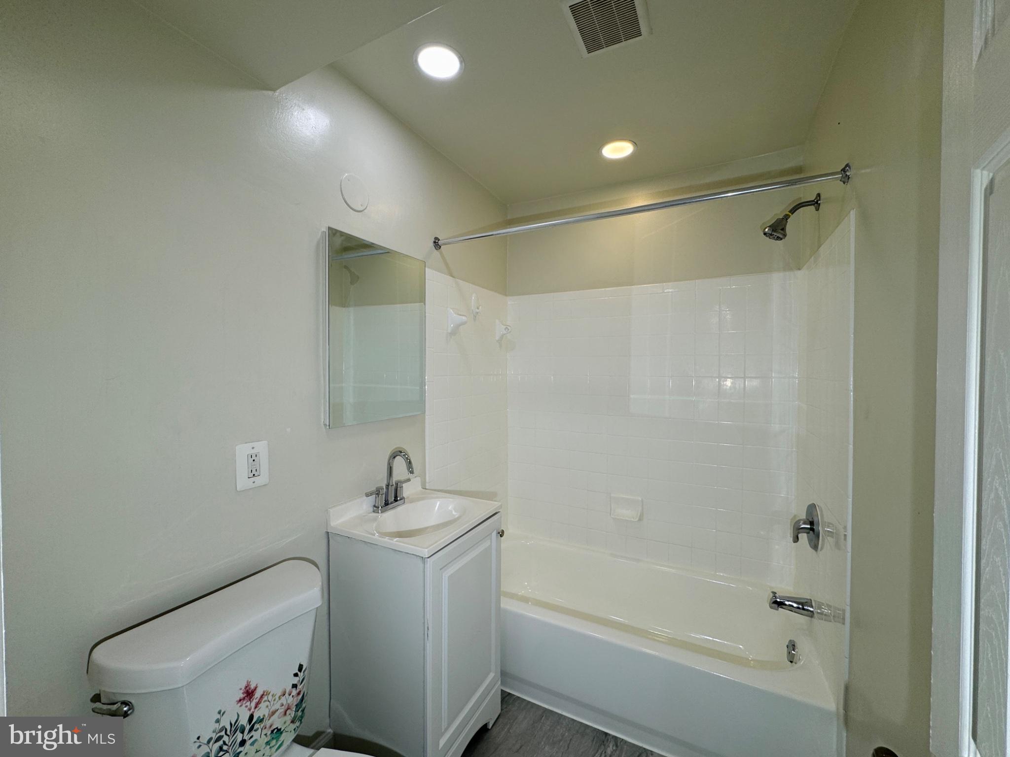 5601 PARKER HOUSE TERRACE 211