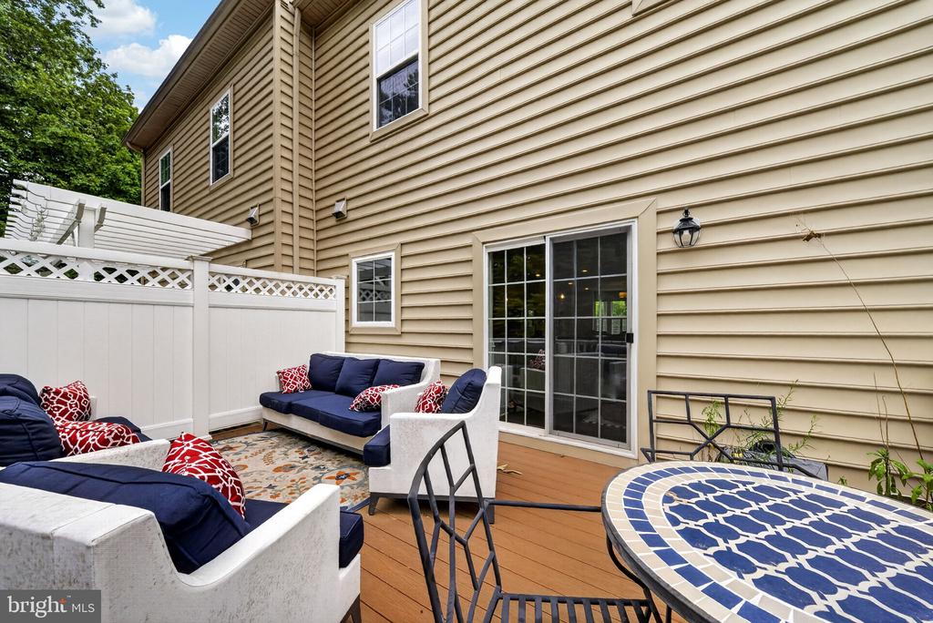 3803 PENTLAND HILLS DRIVE