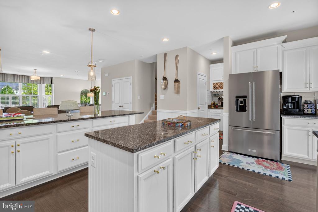 3803 PENTLAND HILLS DRIVE