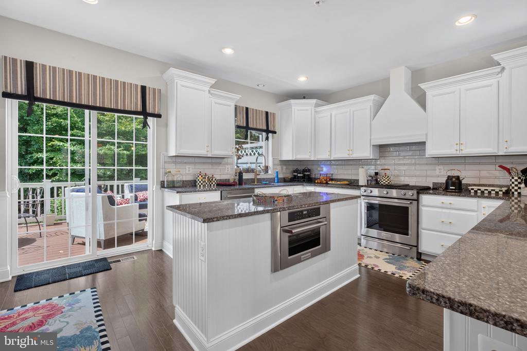 3803 PENTLAND HILLS DRIVE
