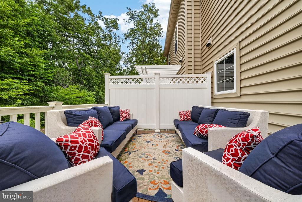 3803 PENTLAND HILLS DRIVE