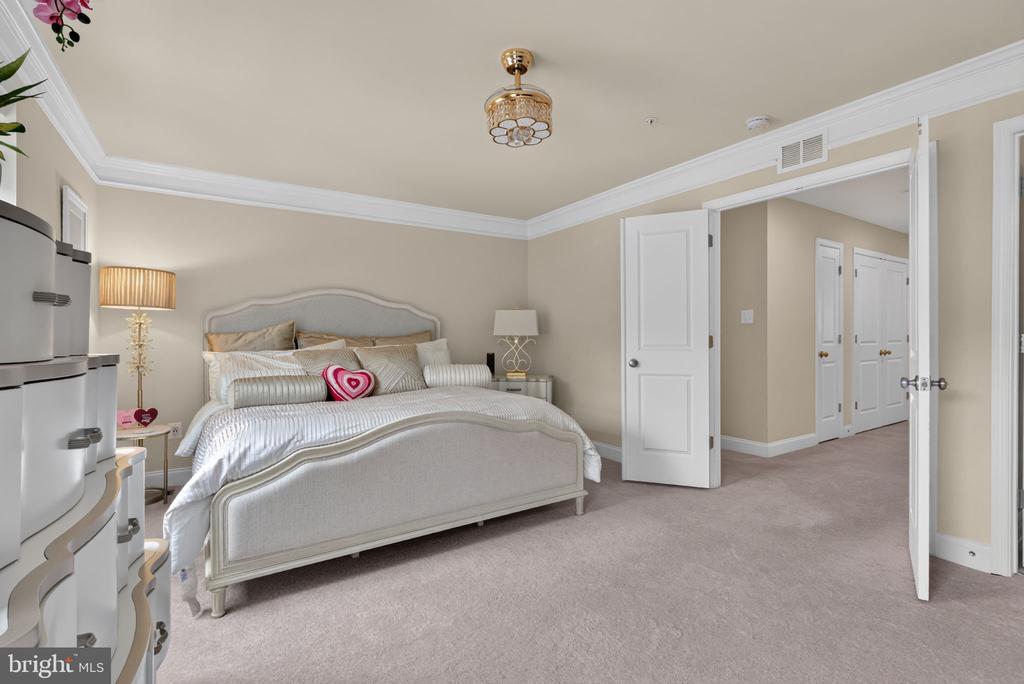 3803 PENTLAND HILLS DRIVE