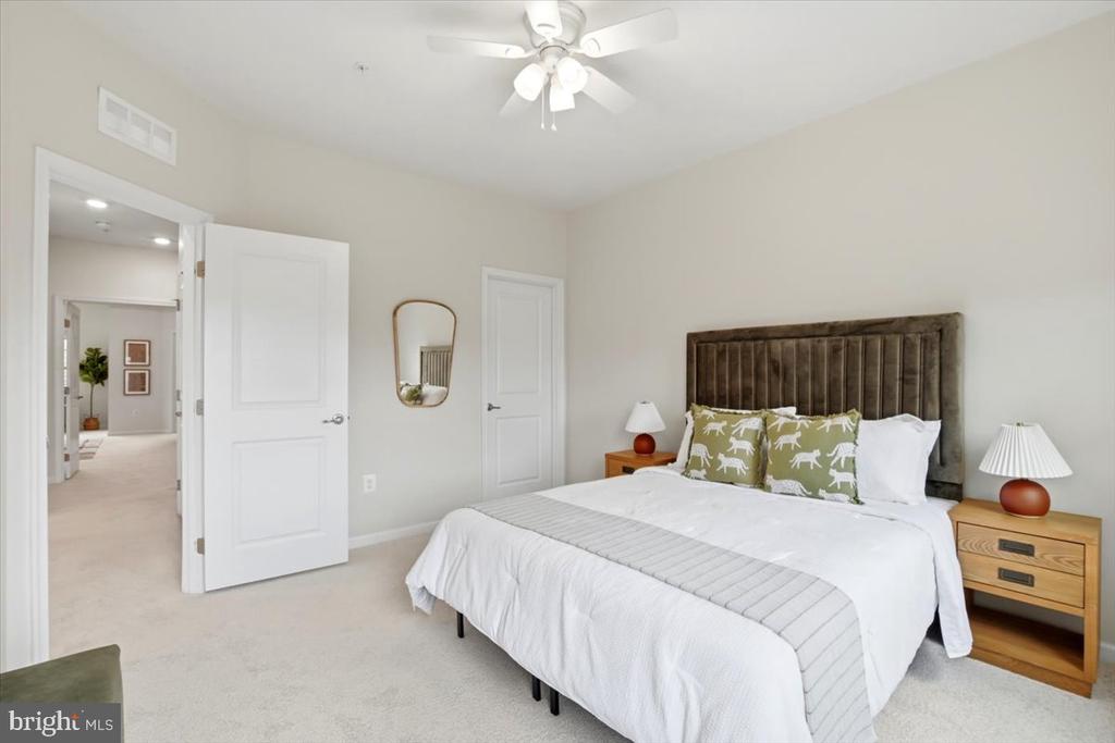 10102 DORSEY LANE
