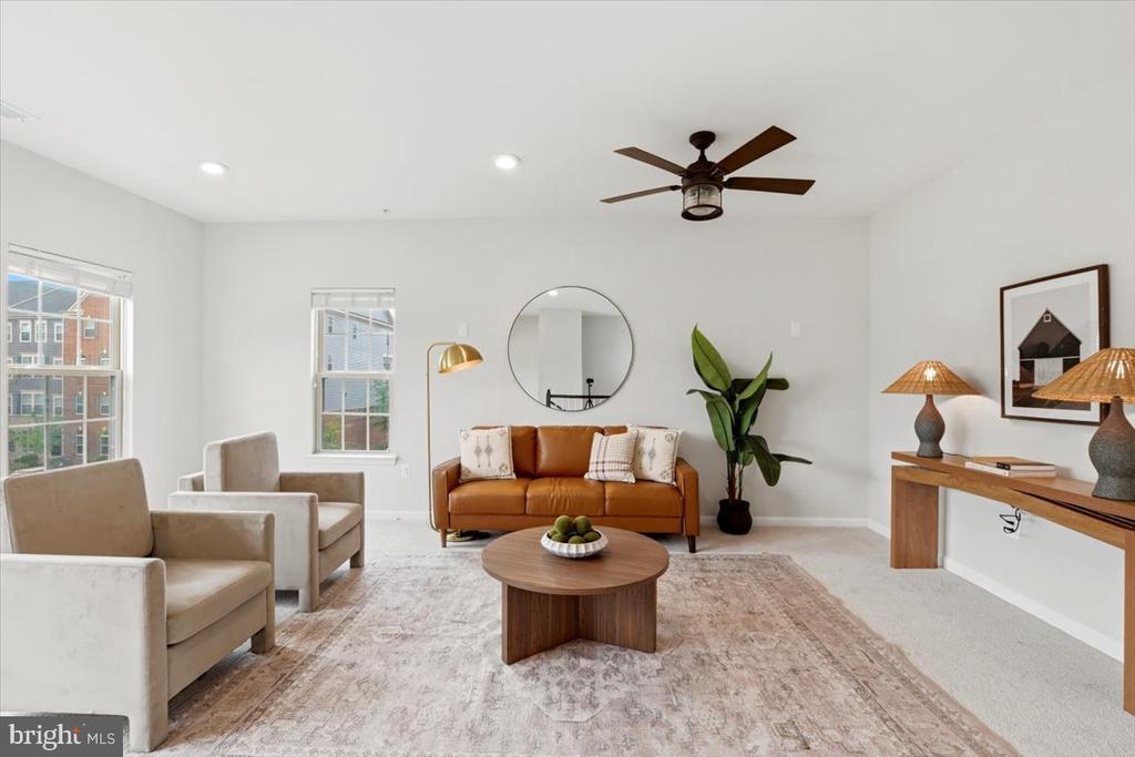 10102 DORSEY LANE