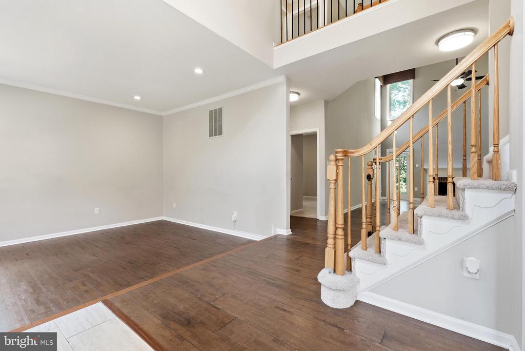 12106 QUICK FOX LANE