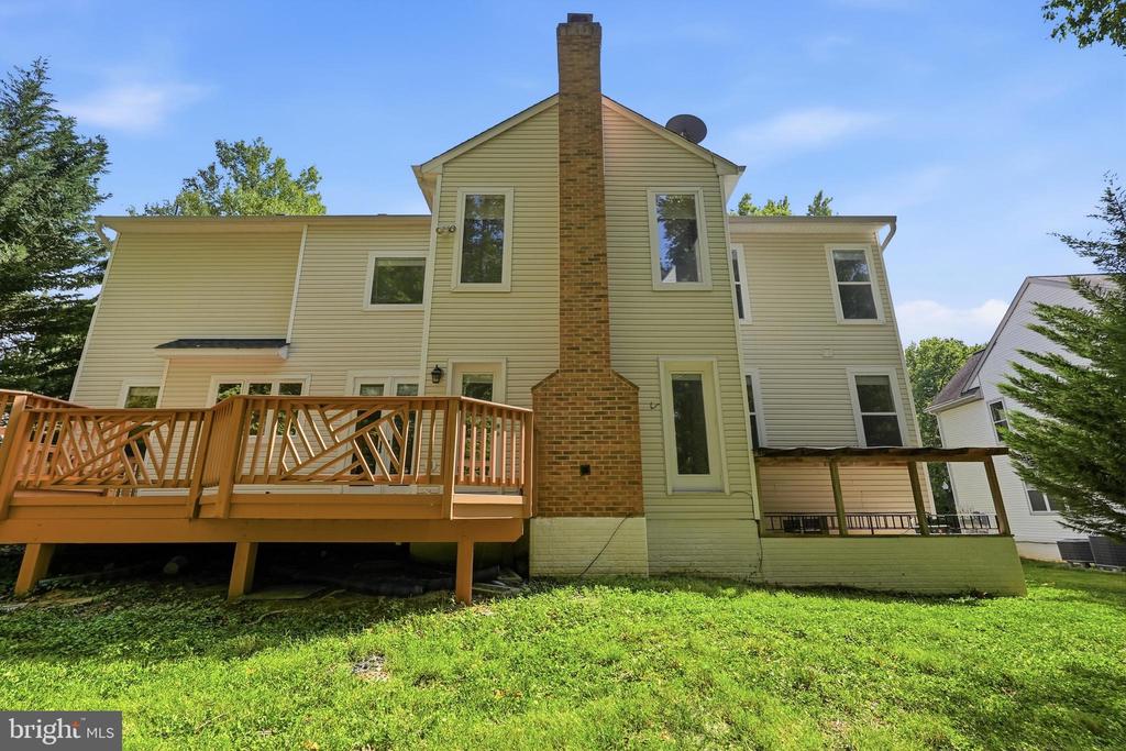 12106 QUICK FOX LANE
