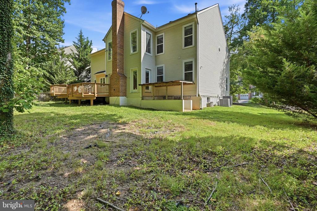 12106 QUICK FOX LANE