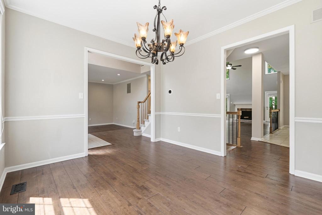 12106 QUICK FOX LANE
