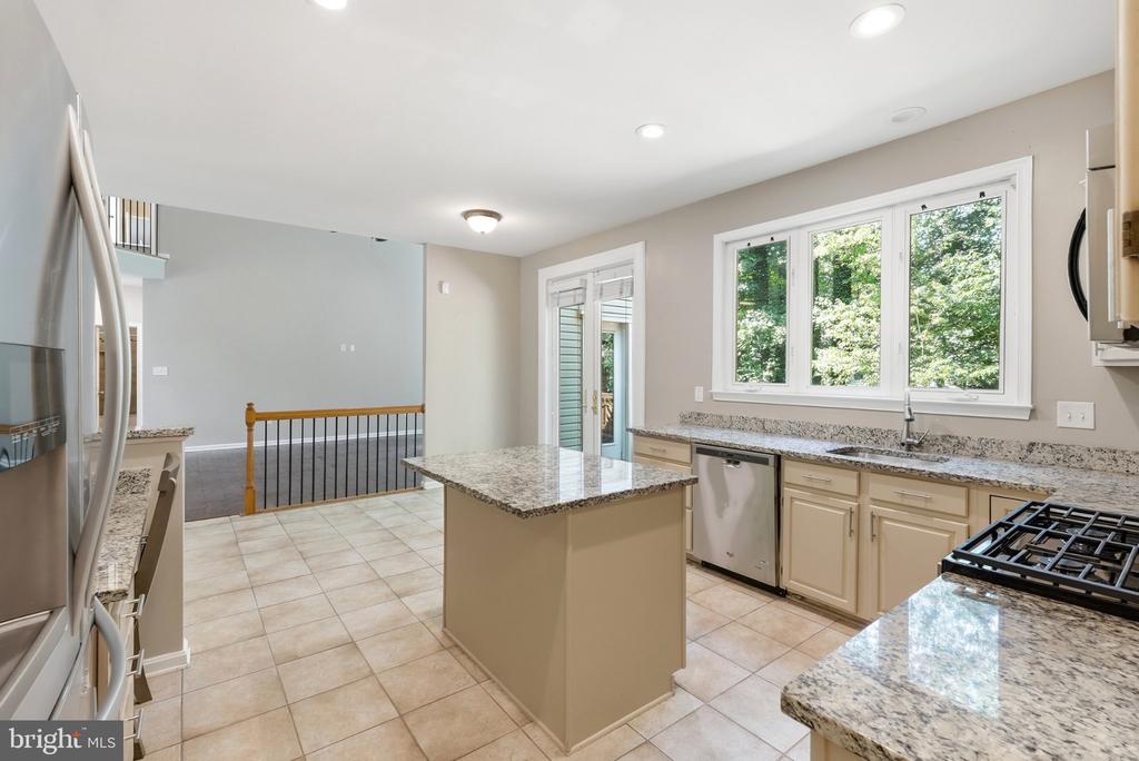 12106 QUICK FOX LANE
