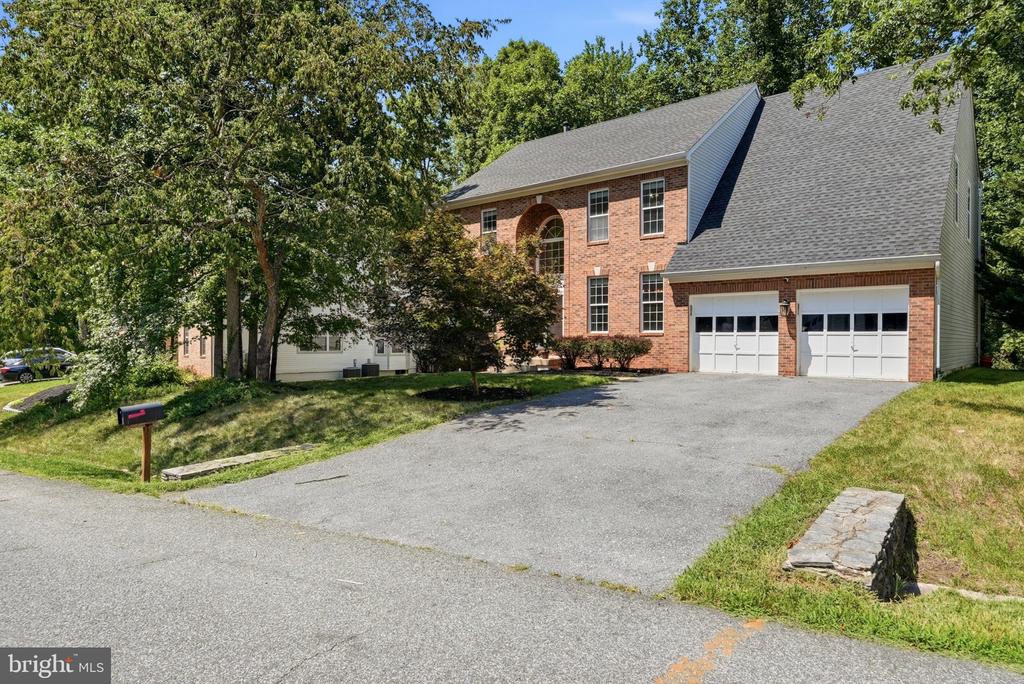 12106 QUICK FOX LANE