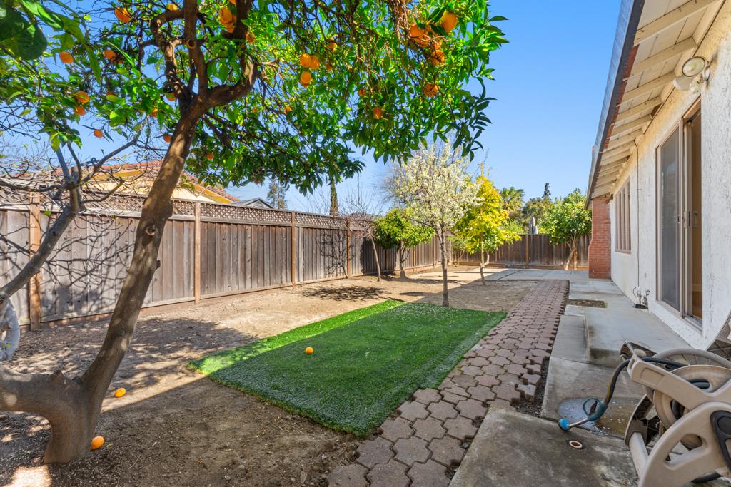 685 FARAONE Drive