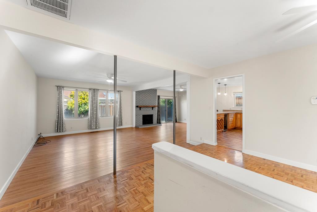 685 FARAONE Drive