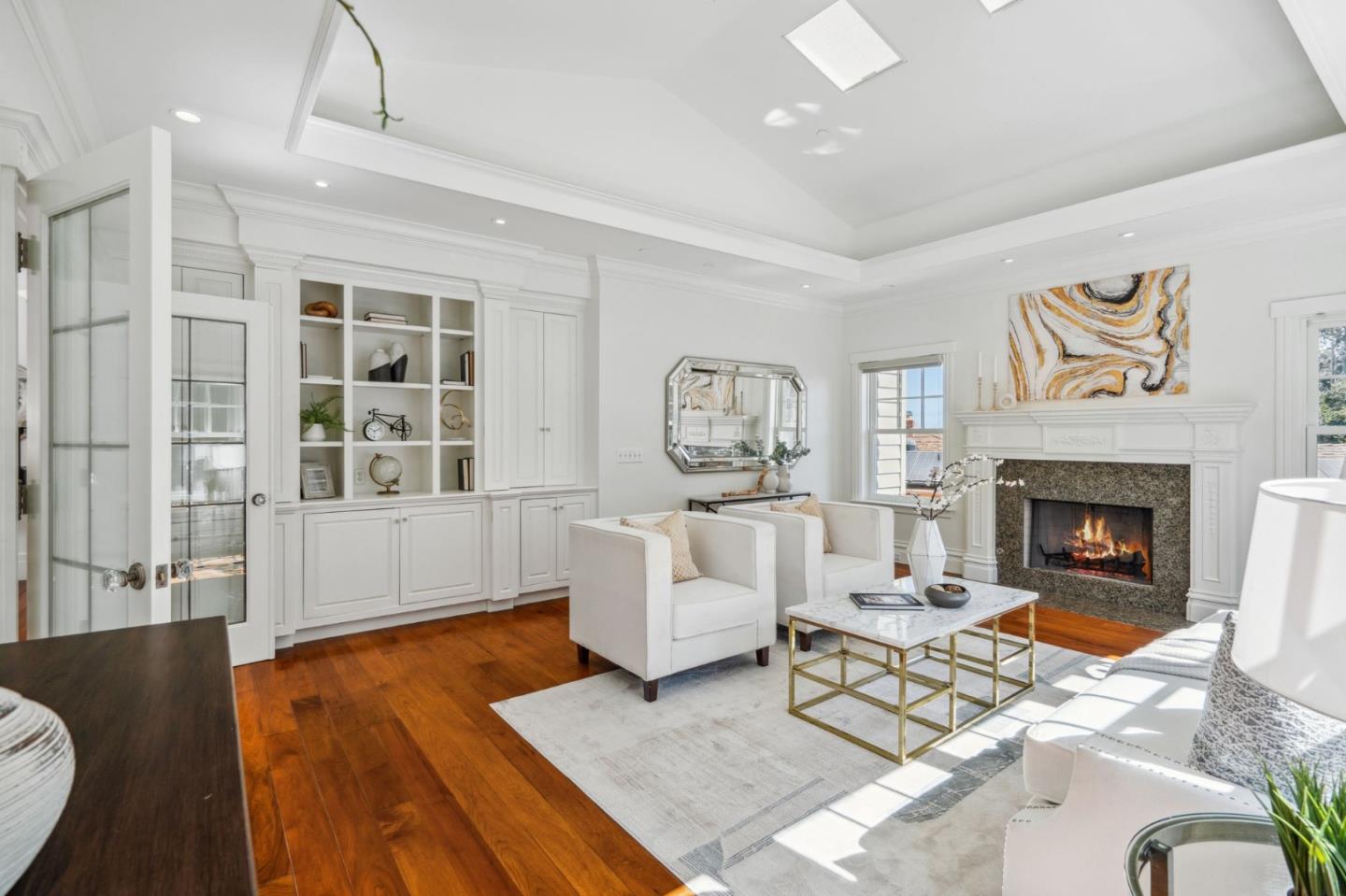 2908 Eaton AVE