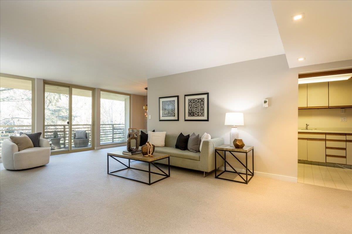 1100 Sharon Park DR 13