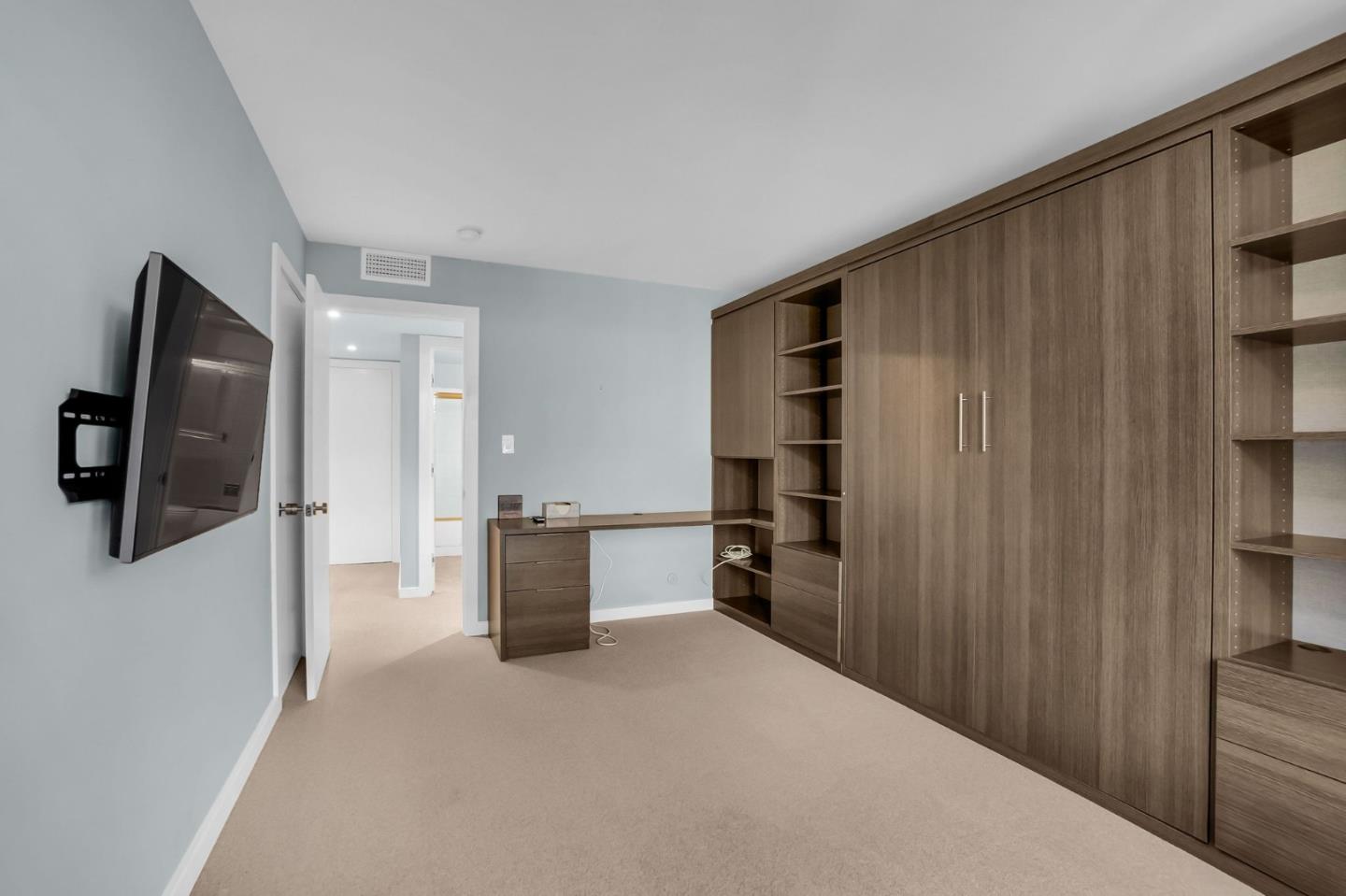 1100 Sharon Park DR 13