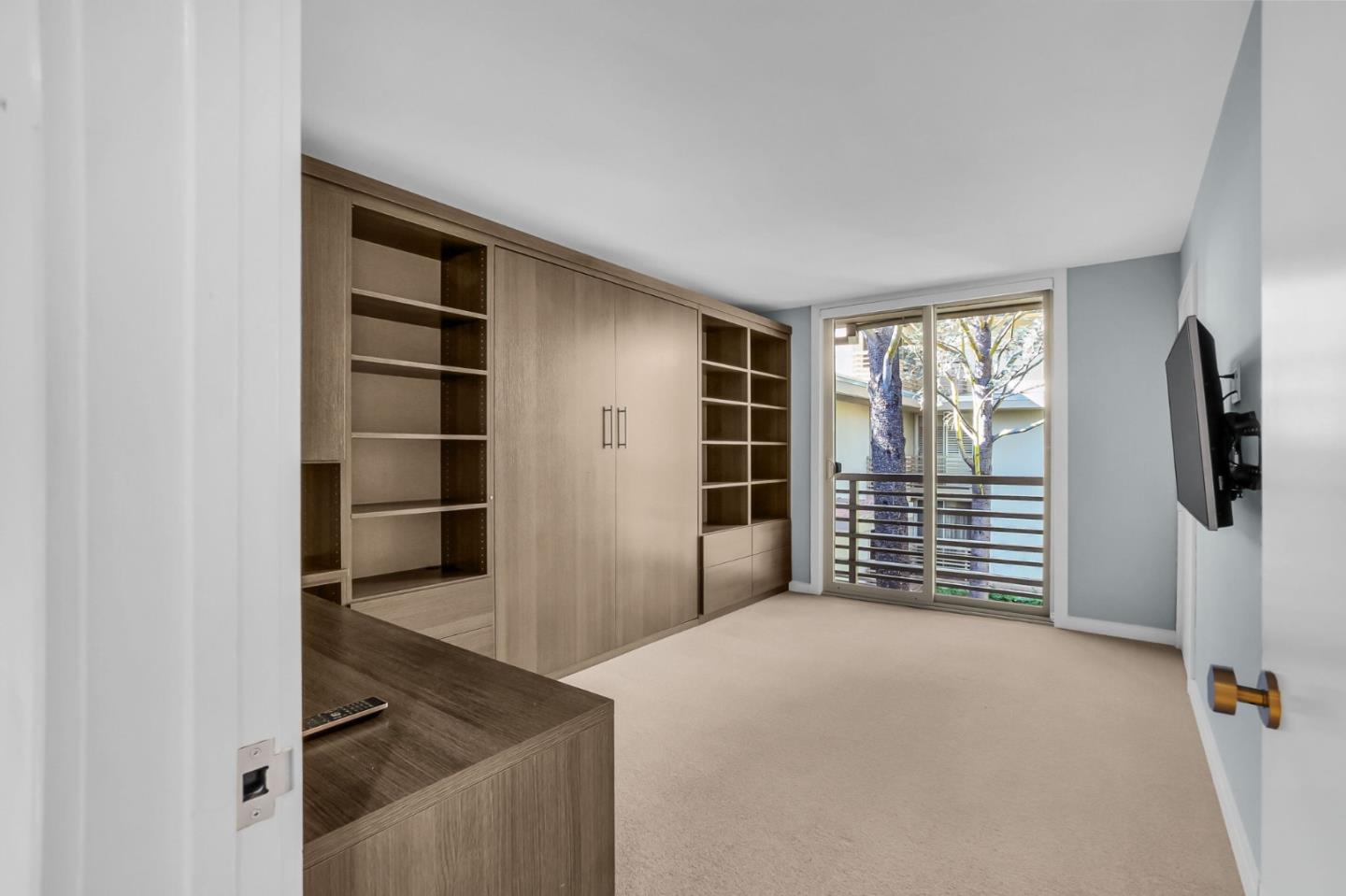 1100 Sharon Park DR 13